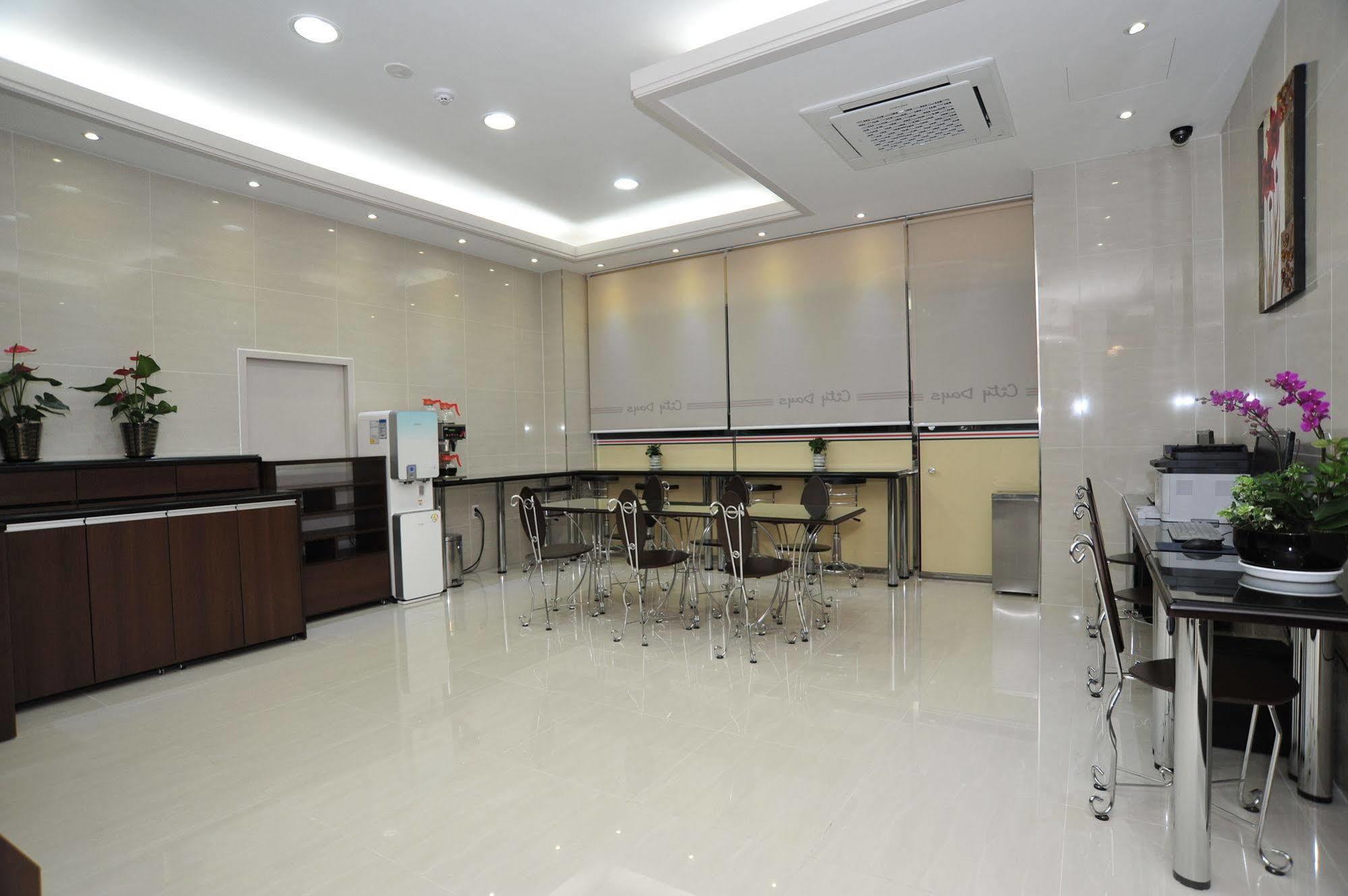 Global Inn Seoul Dongdaemun City Days Inn Extérieur photo