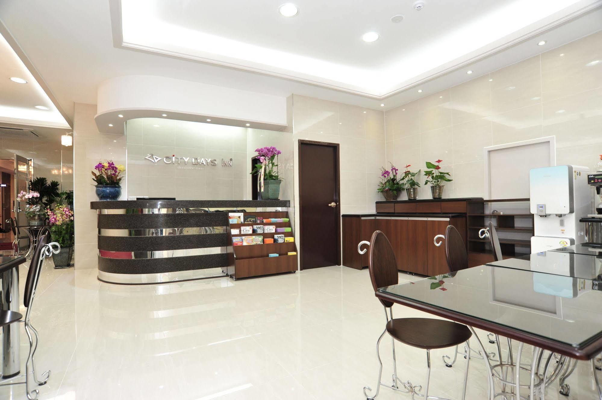 Global Inn Seoul Dongdaemun City Days Inn Extérieur photo