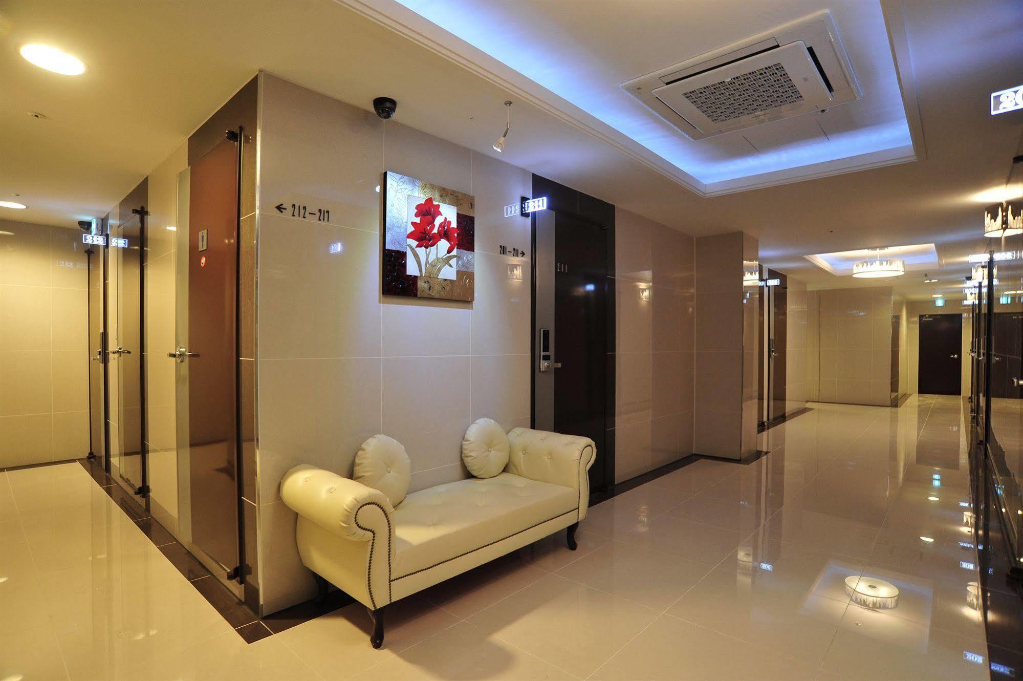 Global Inn Seoul Dongdaemun City Days Inn Extérieur photo