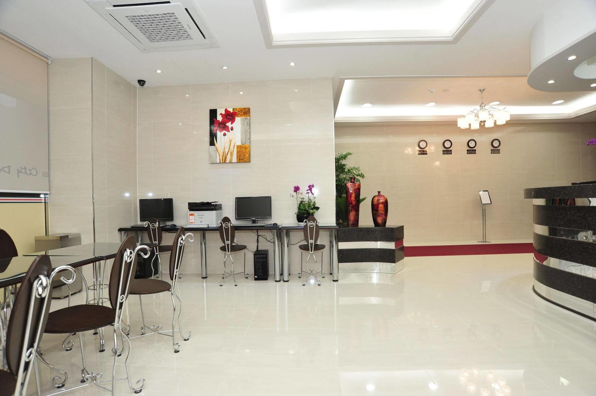Global Inn Seoul Dongdaemun City Days Inn Extérieur photo
